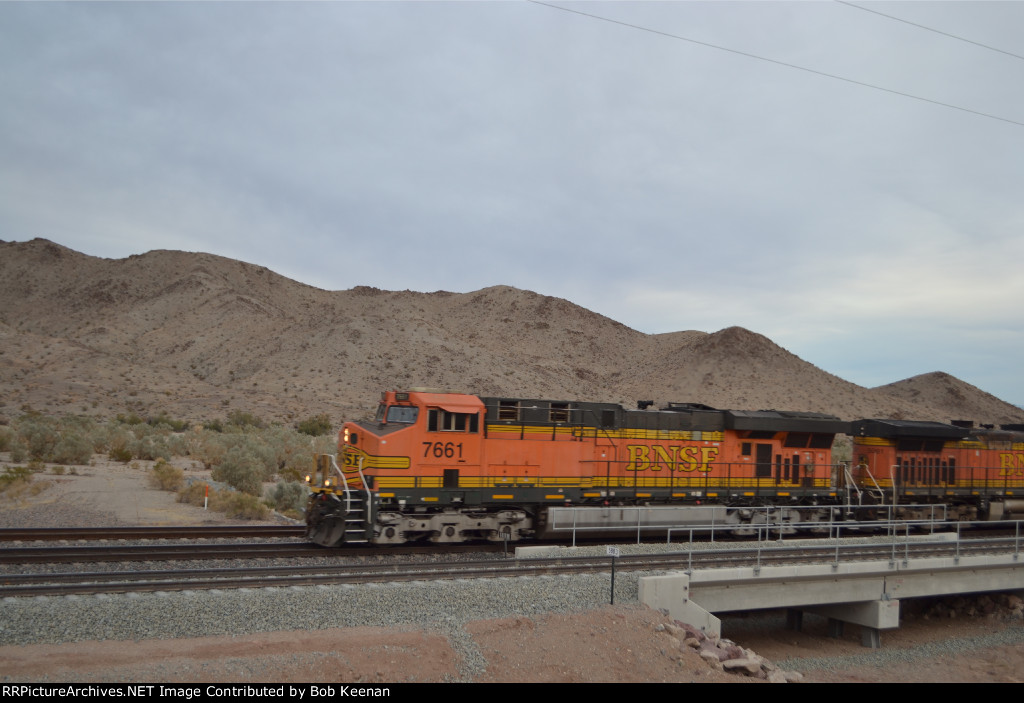 BNSF 7661